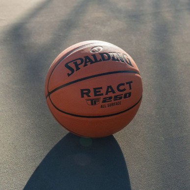 Pallacanestro Spalding React TF-250 76803Z