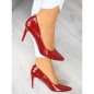 Pumps on a red lacquered stiletto W Juma