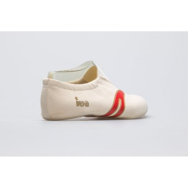 IWA 502 cream ballet shoes