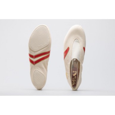 IWA 502 cream ballet shoes