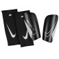 Nike Mercurial Lite DN3611 010 shin guards