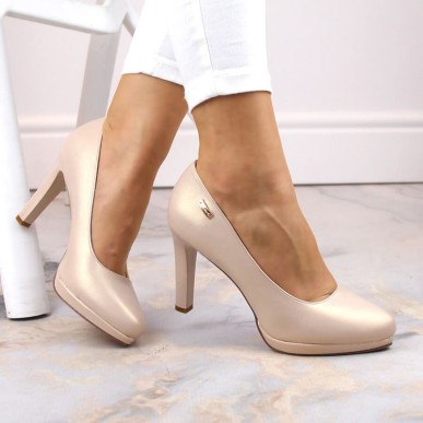 Sergio Leone W SK53N beige high-heeled and platform pumps