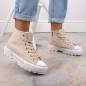 Sneakers isolate sulla piattaforma Big Star W INT1903B beige