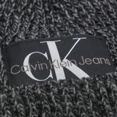 Berretto con etichetta oversize Calvin Klein Jeans K50K509902